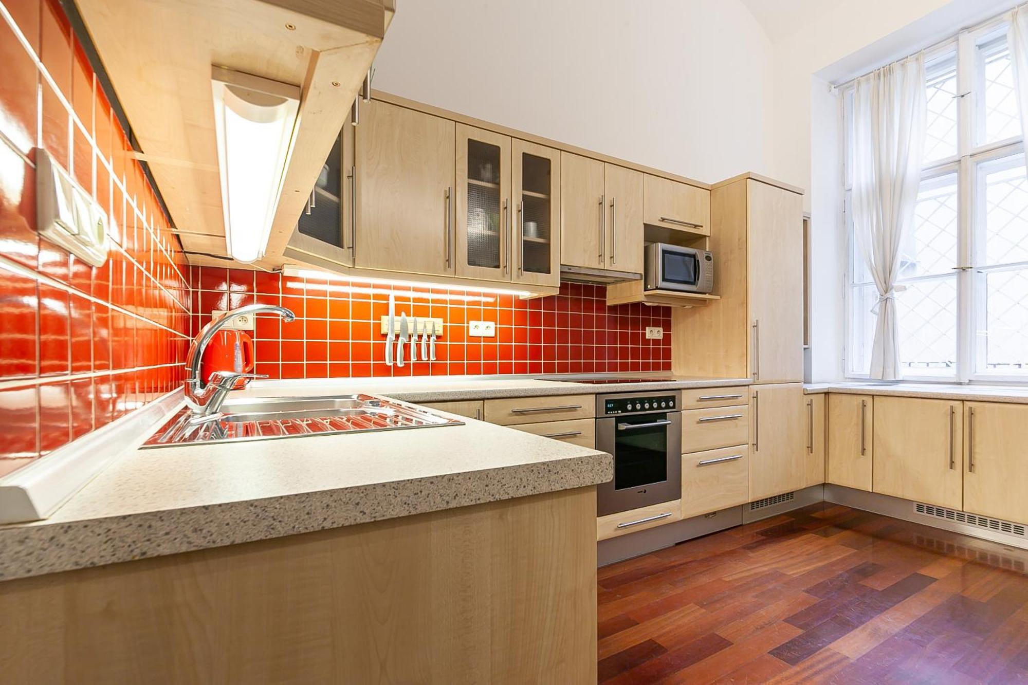Apartment Royal Apartment By Charles Bridge View Of Saint Nicholas Church Prag