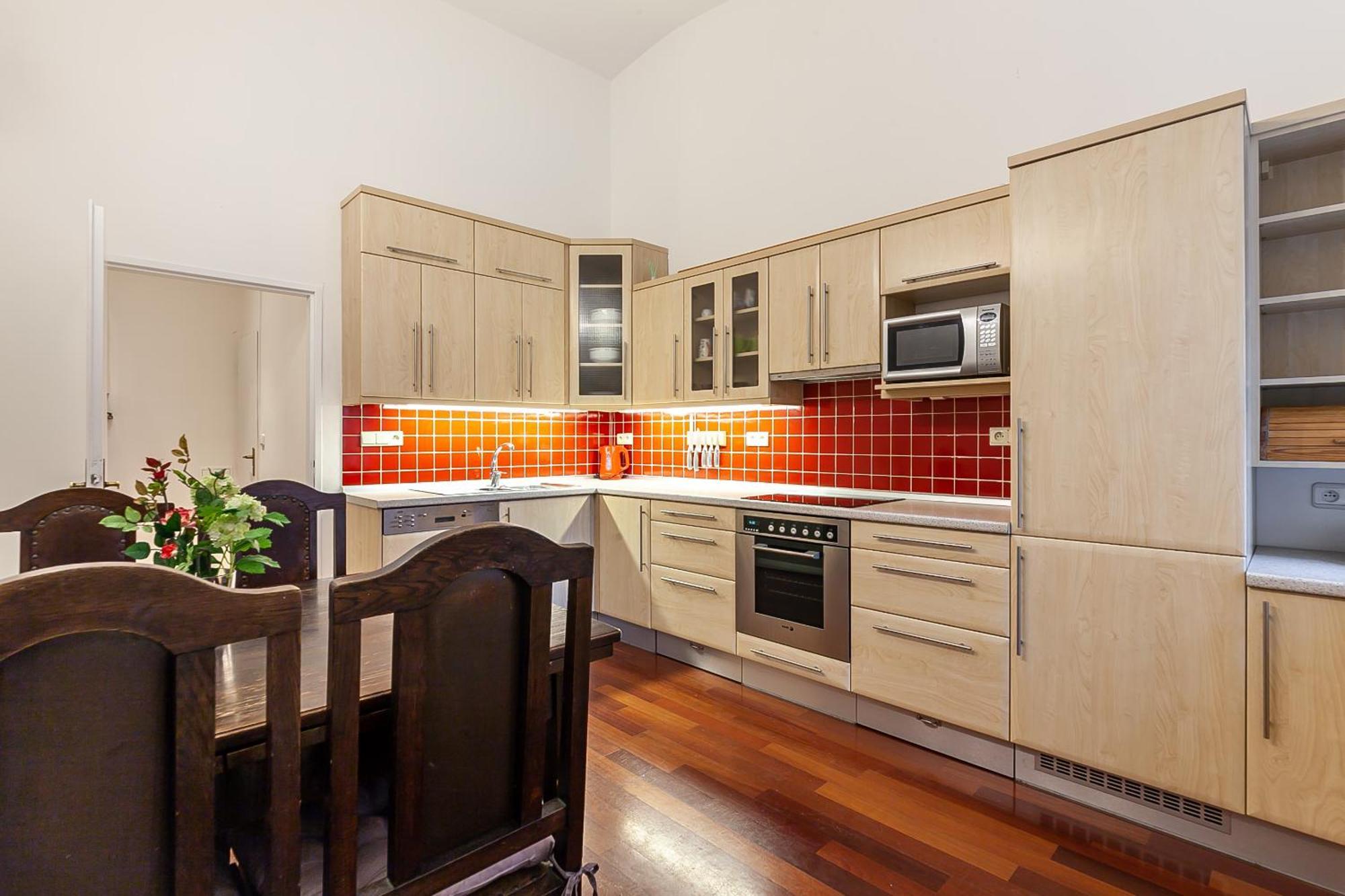 Apartment Royal Apartment By Charles Bridge View Of Saint Nicholas Church Prag